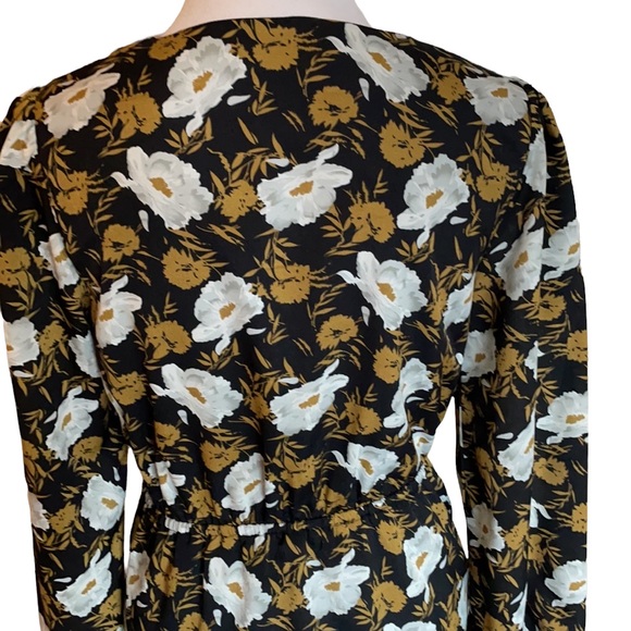 Sugarlips Dress - Picture 5 of 7